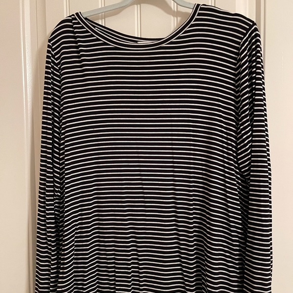 Bundle of 4 Old Navy Long Sleeve Shirts - Picture 1 of 8